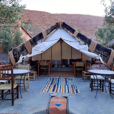Dar Isselday Bed & Breakfast Tisseldei ภายนอก รูปภาพ