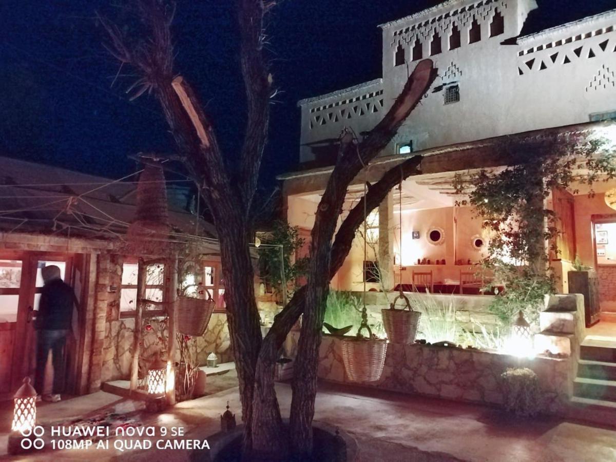 Dar Isselday Bed & Breakfast Tisseldei ภายนอก รูปภาพ