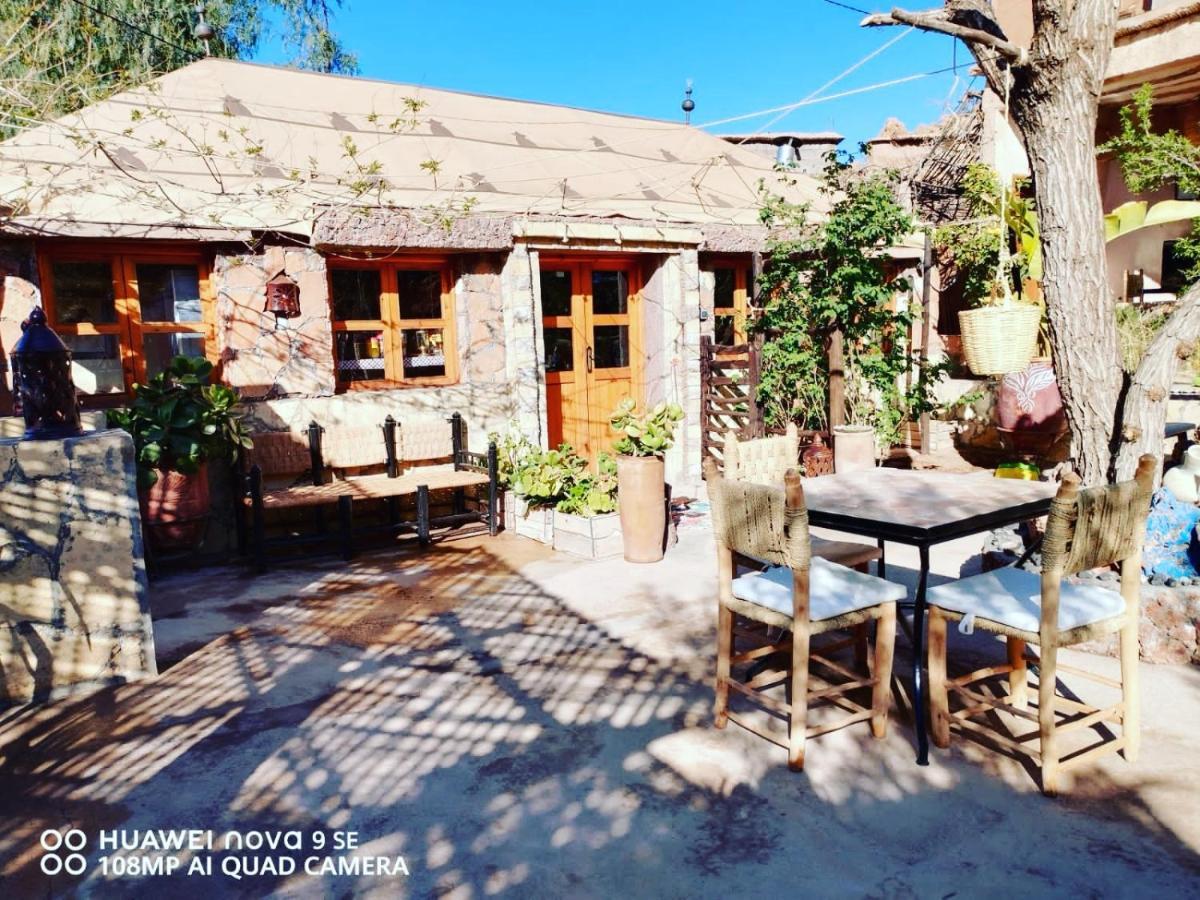 Dar Isselday Bed & Breakfast Tisseldei ภายนอก รูปภาพ