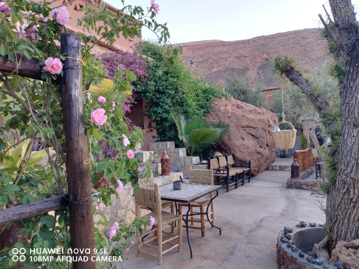 Dar Isselday Bed & Breakfast Tisseldei ภายนอก รูปภาพ