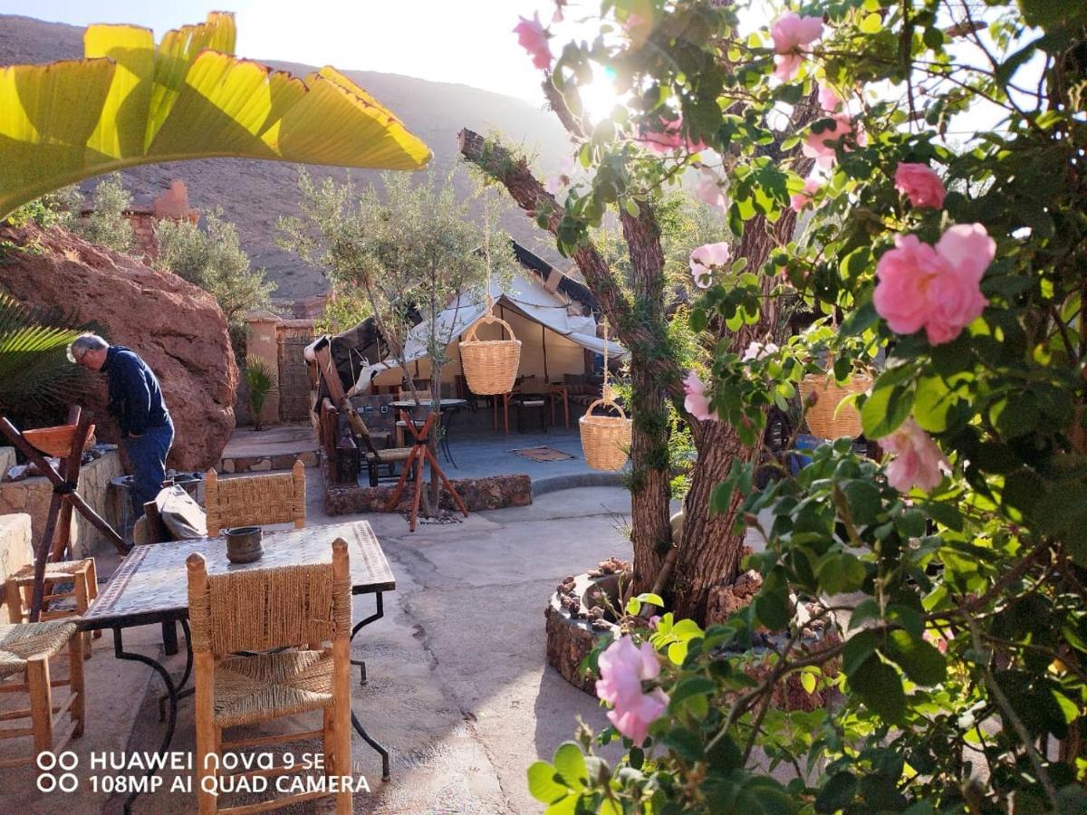 Dar Isselday Bed & Breakfast Tisseldei ภายนอก รูปภาพ