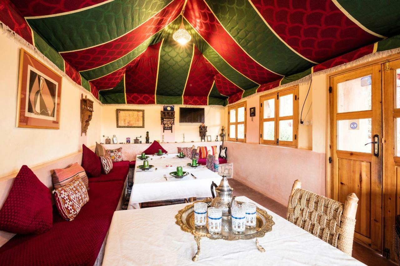 Dar Isselday Bed & Breakfast Tisseldei ภายนอก รูปภาพ